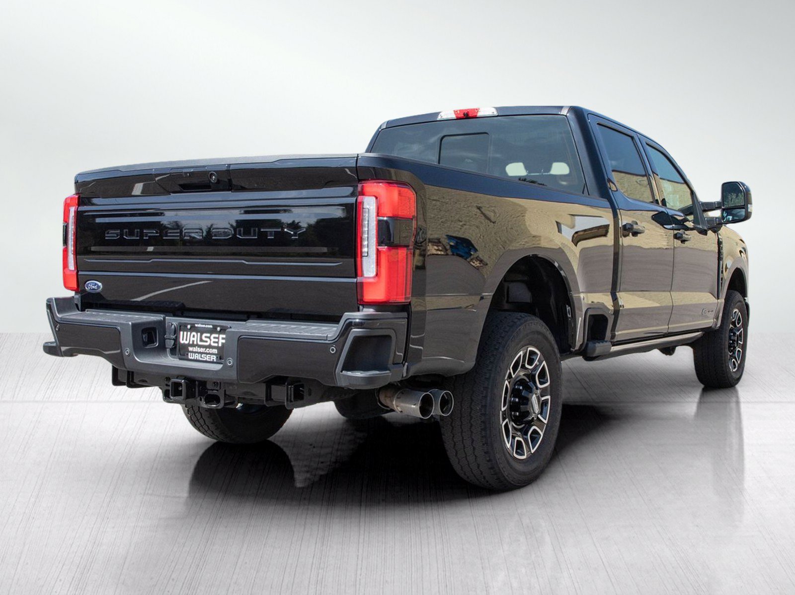 Used 2025 Ford F350 Platinum AWD/4WD image 6