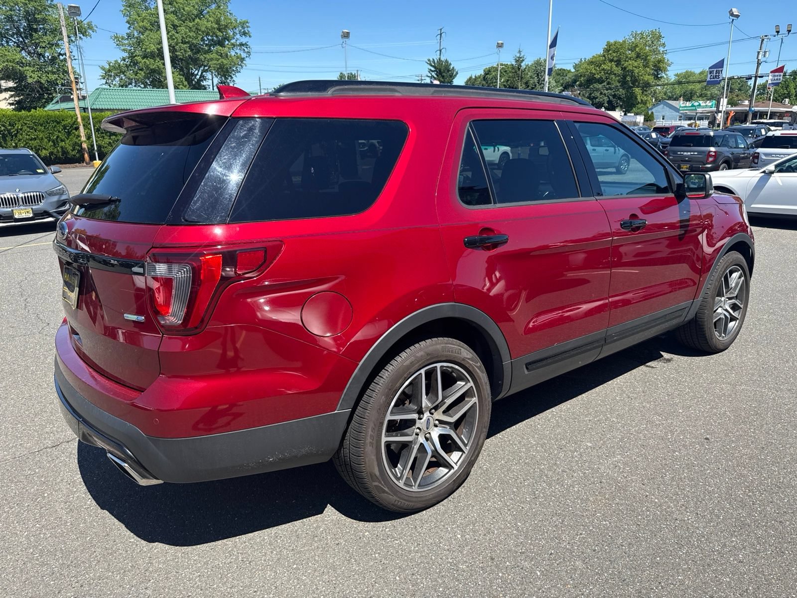Used 2017 Ford Explorer Sport w/ Equipment Group 401A AWD/4WD image 7