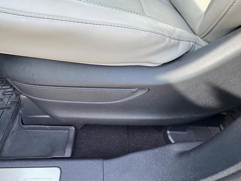 Certified 2025 Lincoln Aviator Reserve w/ Equipment Group 201A image 18