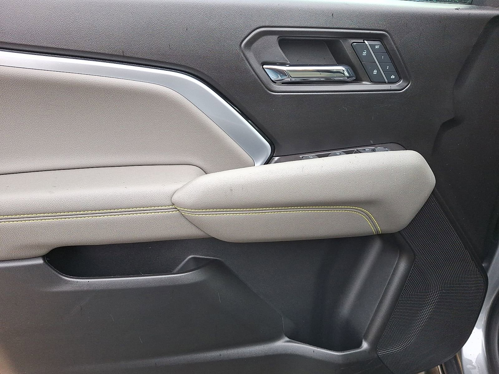 Used 2024 Chevrolet Colorado ZR2 w/ ZR2 Bison Edition image 12