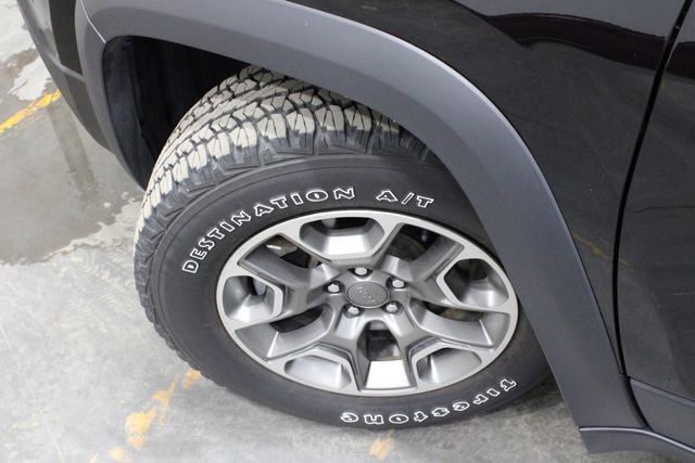 Used 2022 Jeep Cherokee Trailhawk image 40