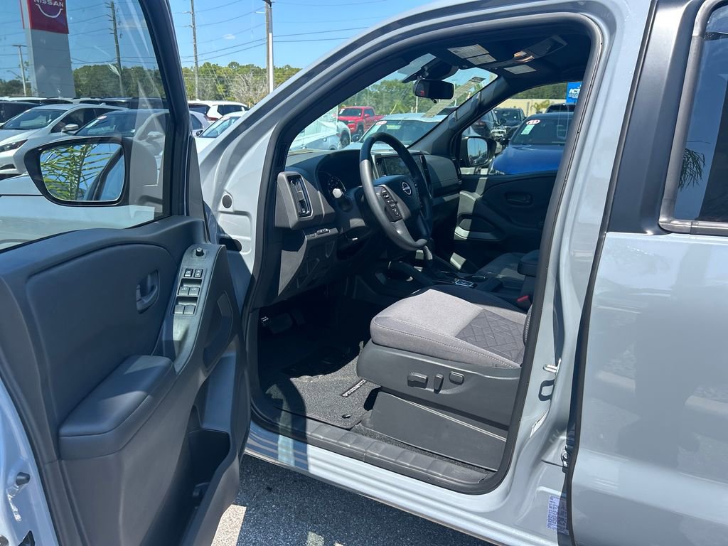 New 2026 Nissan Frontier SV image 14