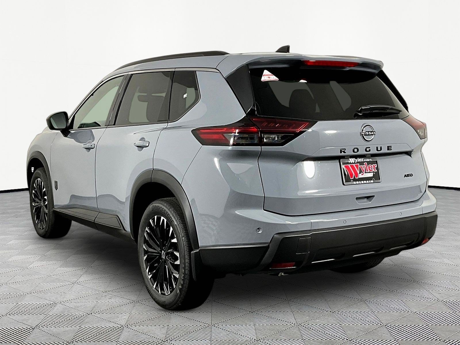 New 2026 Nissan Rogue Dark Armor AWD/4WD image 4