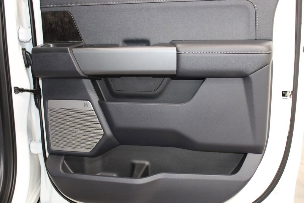 New 2025 Ford F250 Lariat w/ Lariat Ultimate Package image 30