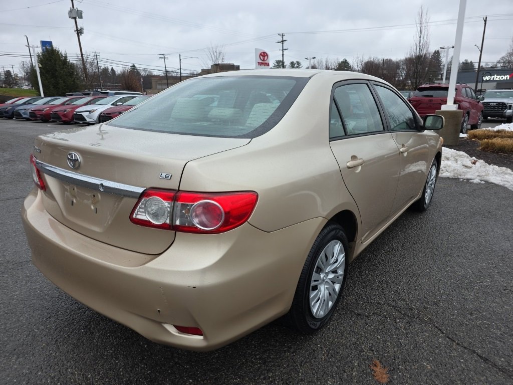 Used 2012 Toyota Corolla LE image 7