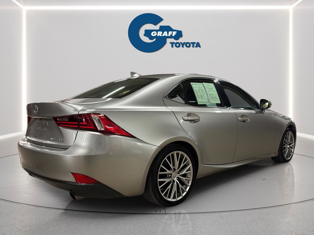 Used 2016 Lexus IS 300 AWD w/ Premium Package image 7