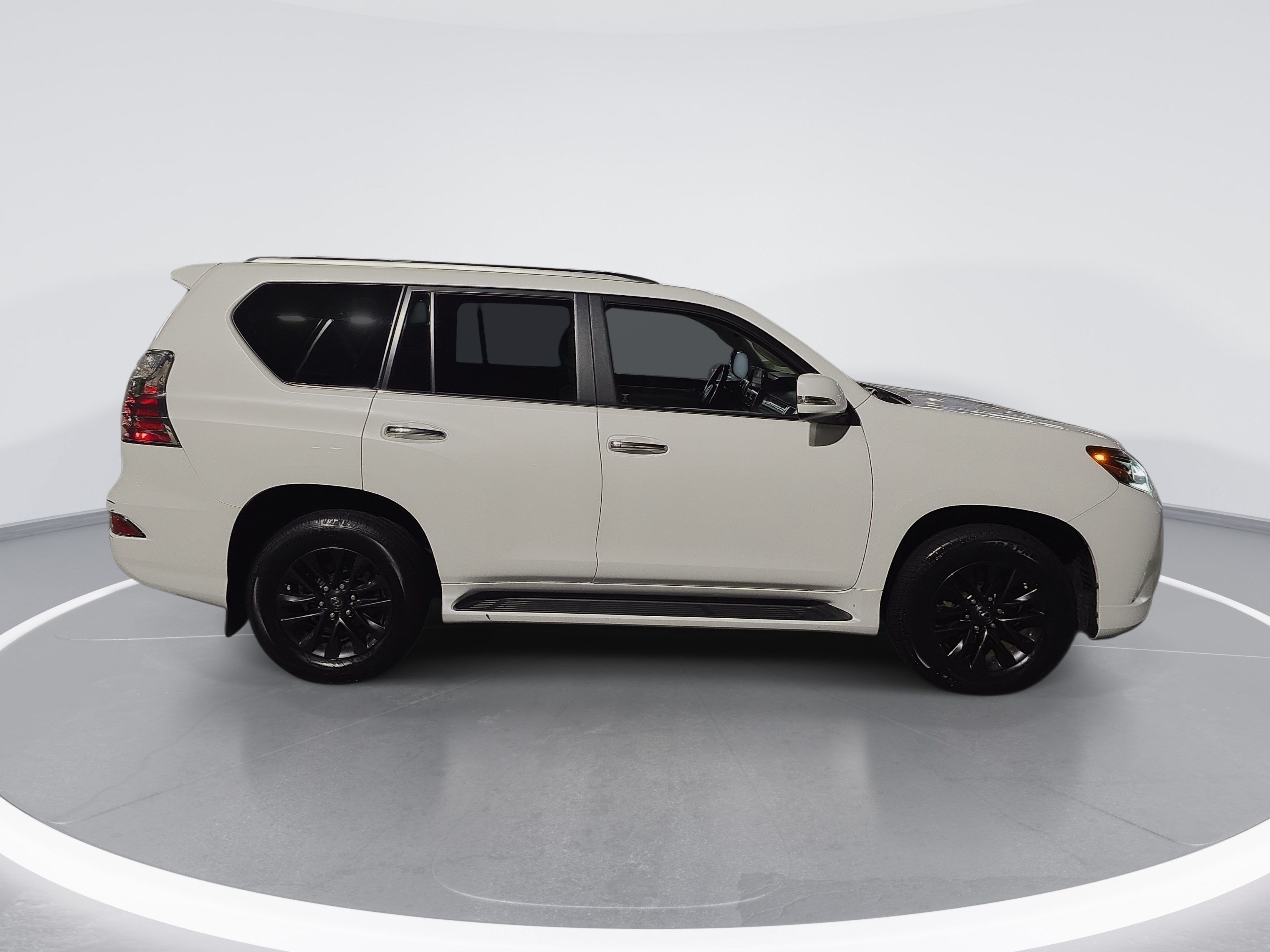 Used 2022 Lexus GX 460 Premium w/ Premium Plus Package AWD/4WD image 2