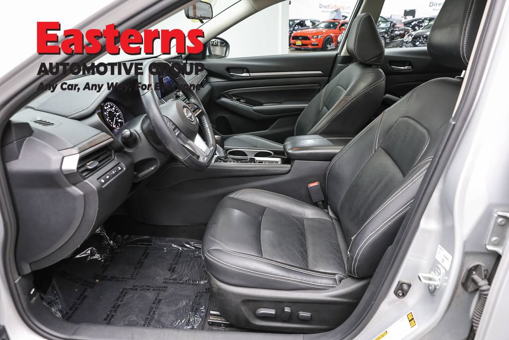 Used 2023 Nissan Altima 2.5 SL FWD image 14