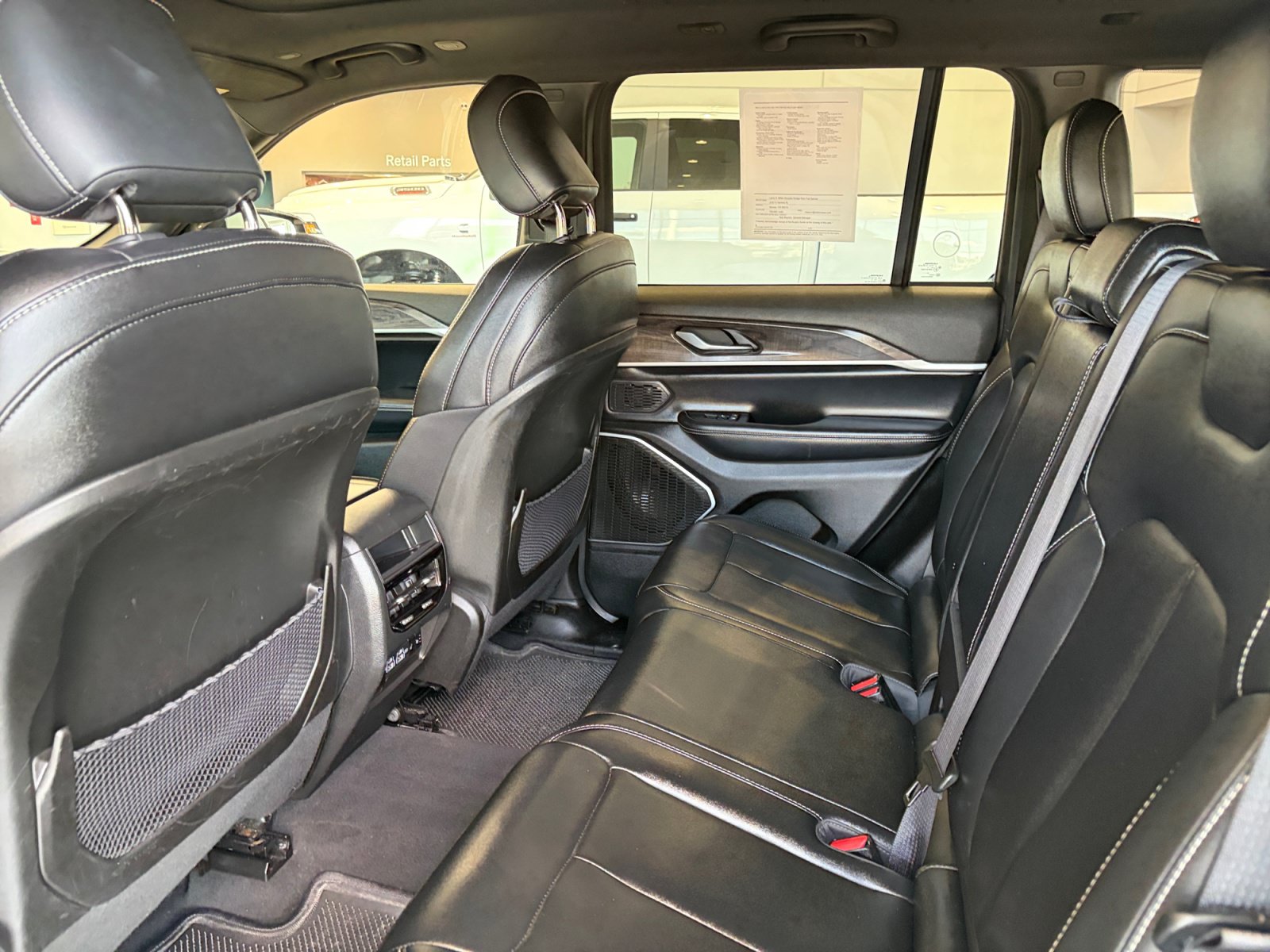 Used 2024 Jeep Grand Cherokee Limited 4xe AWD/4WD image 17
