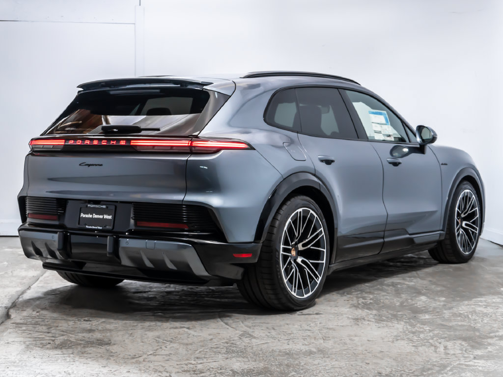 New 2026 Porsche Cayenne Electric AWD/4WD image 7