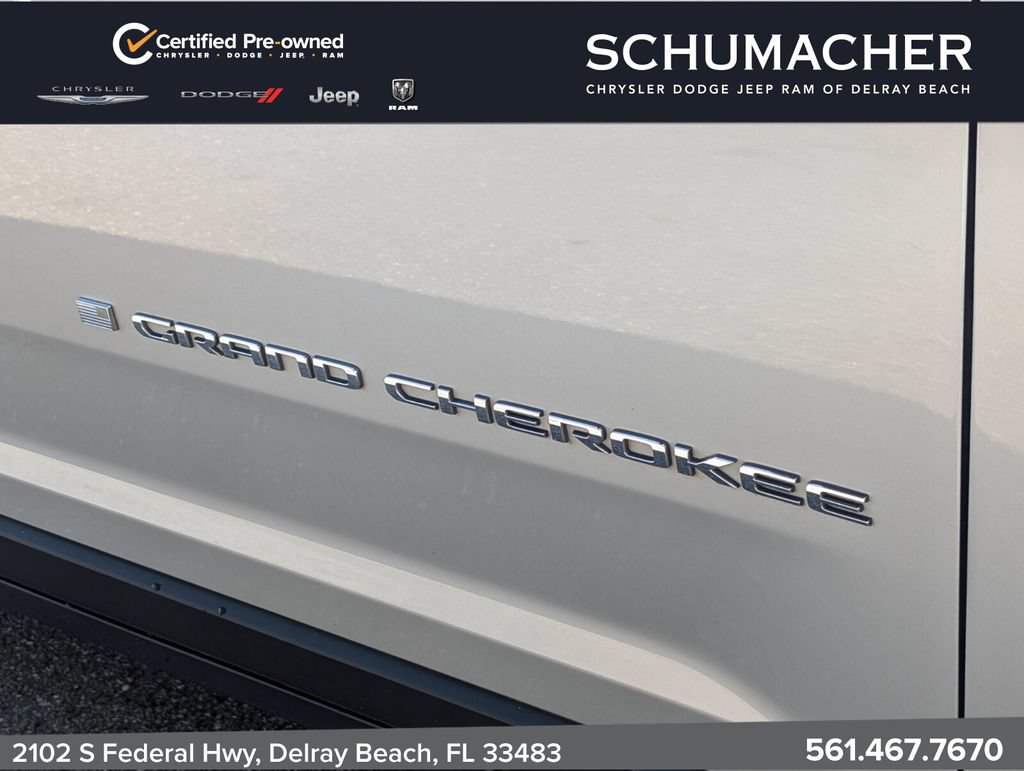 Certified 2024 Jeep Grand Cherokee Limited AWD/4WD image 10