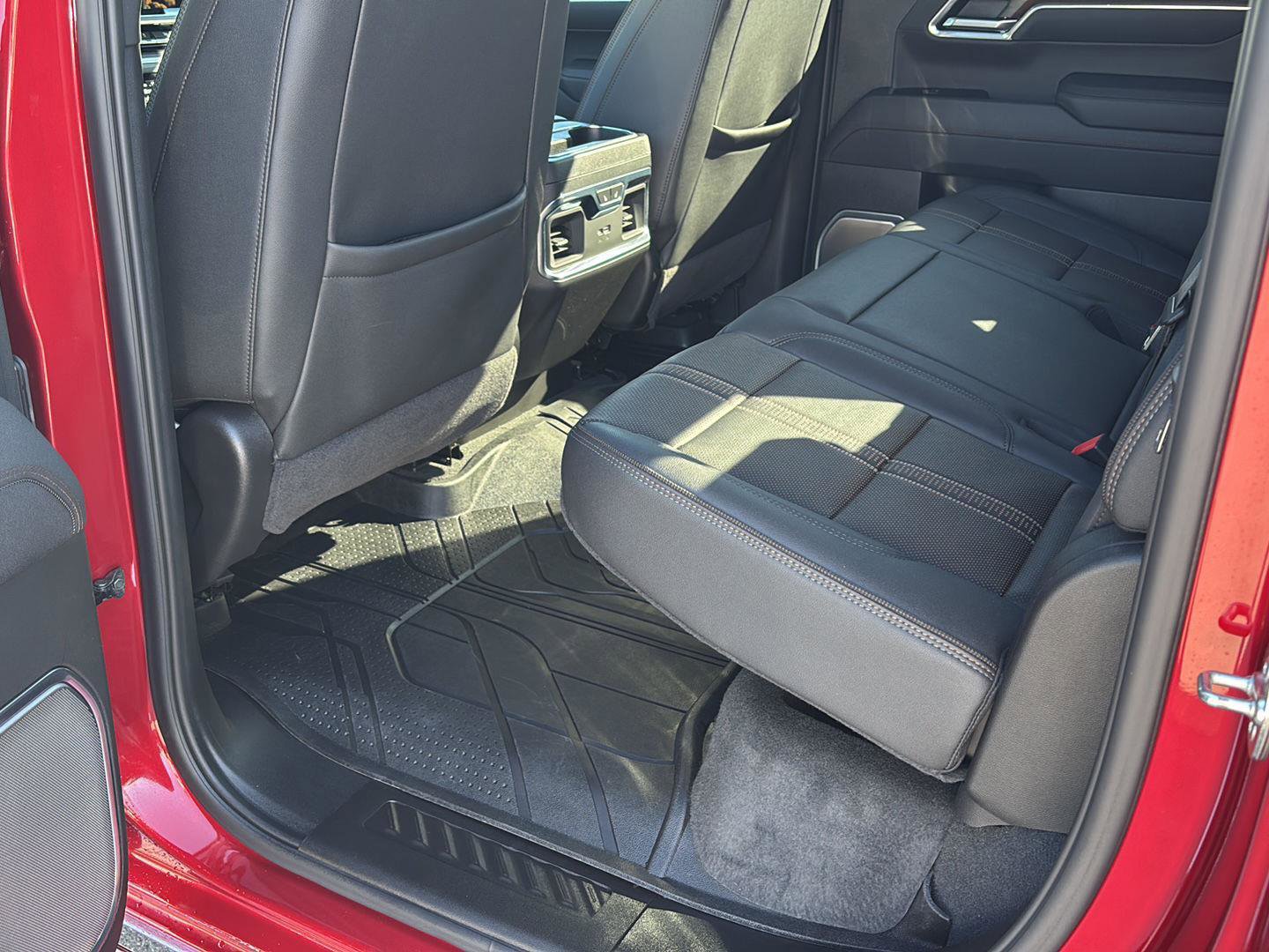 Used 2025 Chevrolet Silverado 1500 High Country w/ Technology Package image 21