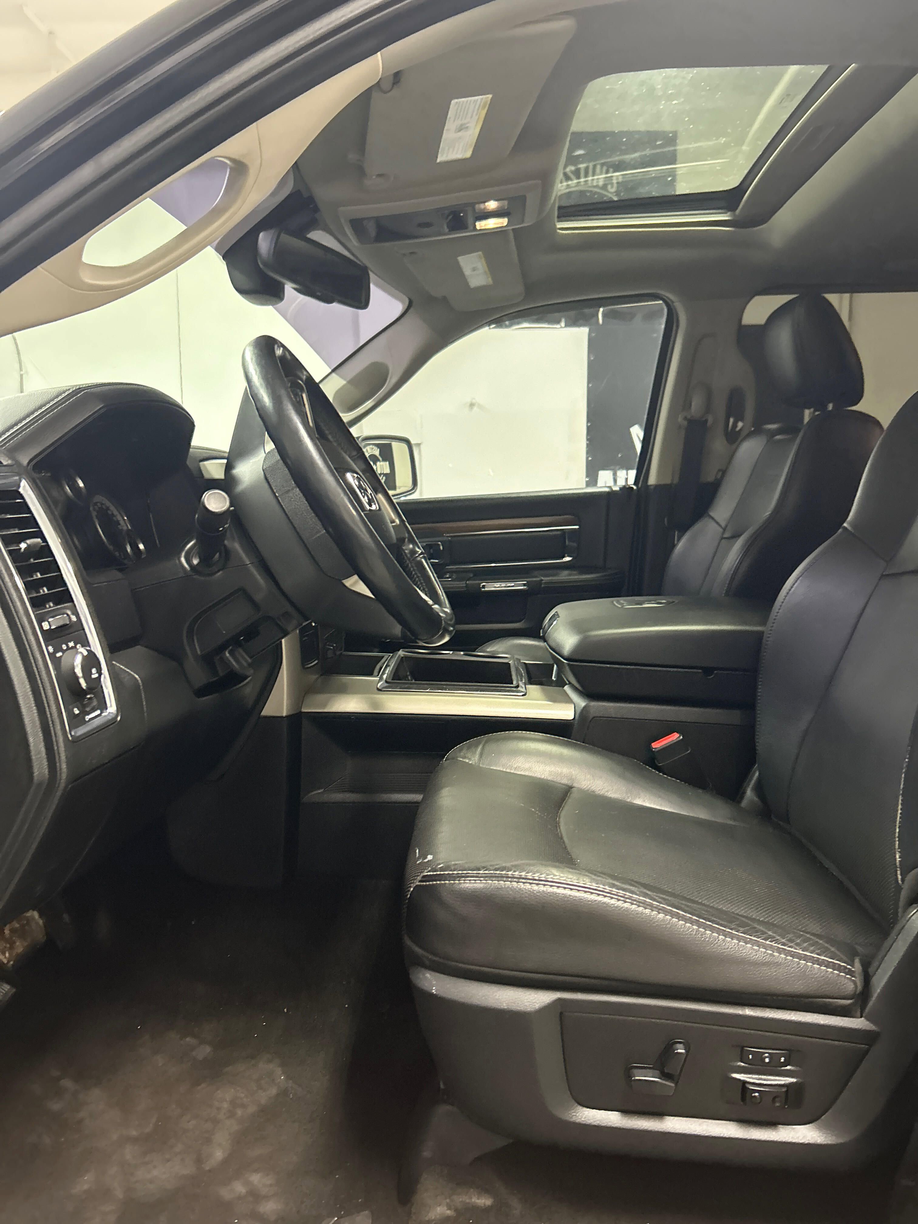 Used 2015 RAM 2500 Laramie image 8