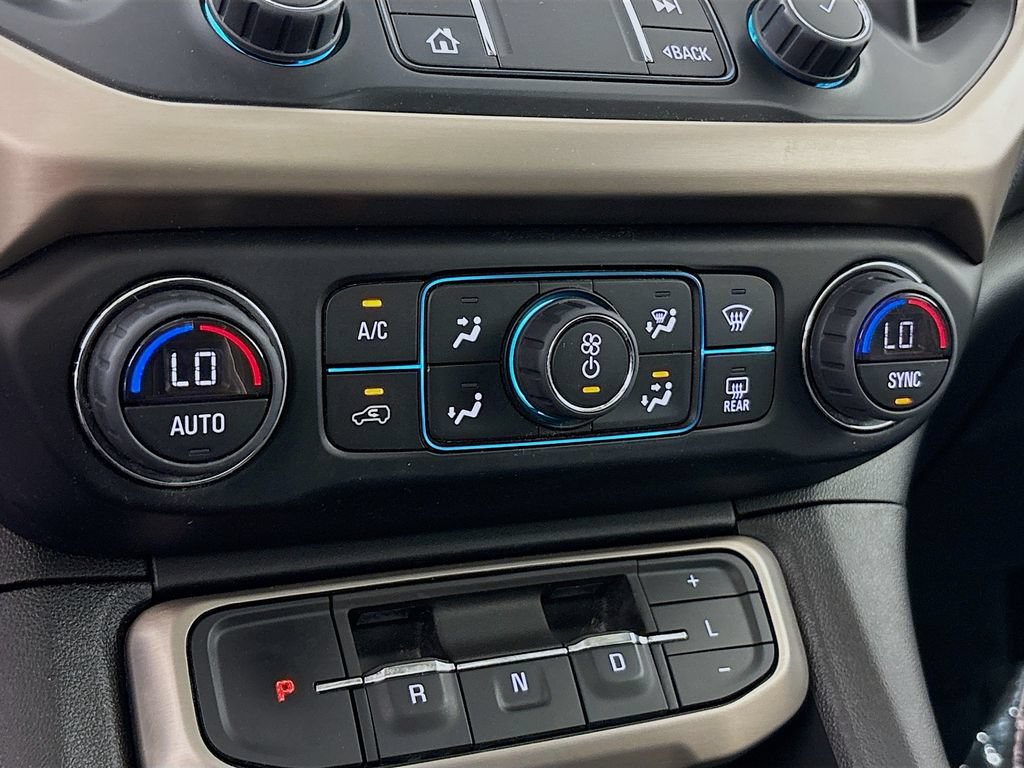 Certified 2022 GMC Acadia Denali w/ Denali Ultimate Package AWD/4WD image 20