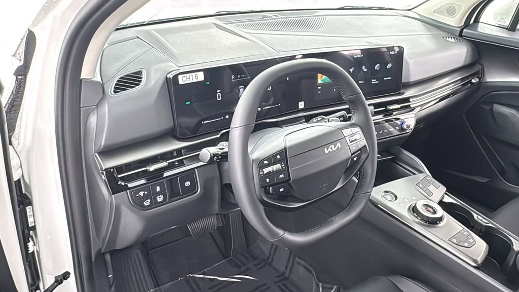 New 2026 Kia Sportage EX AWD/4WD image 34