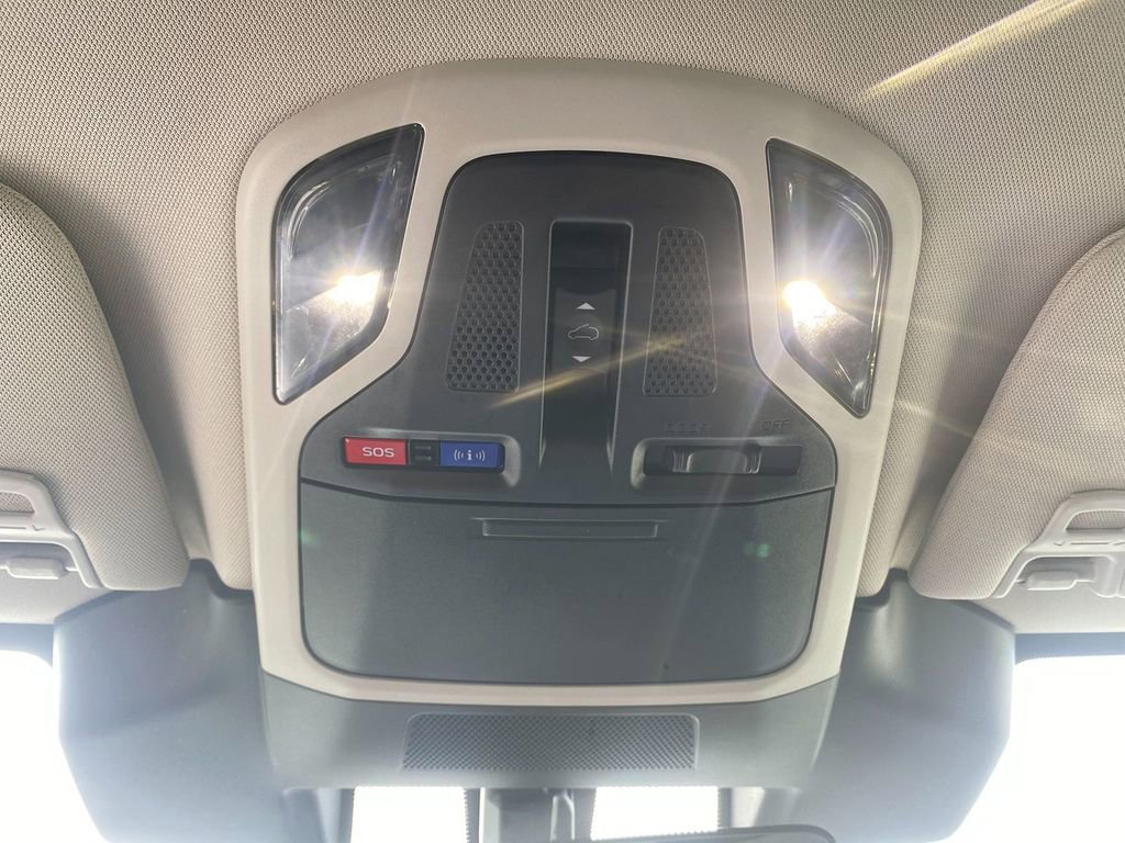 Used 2023 Subaru Outback Limited image 23