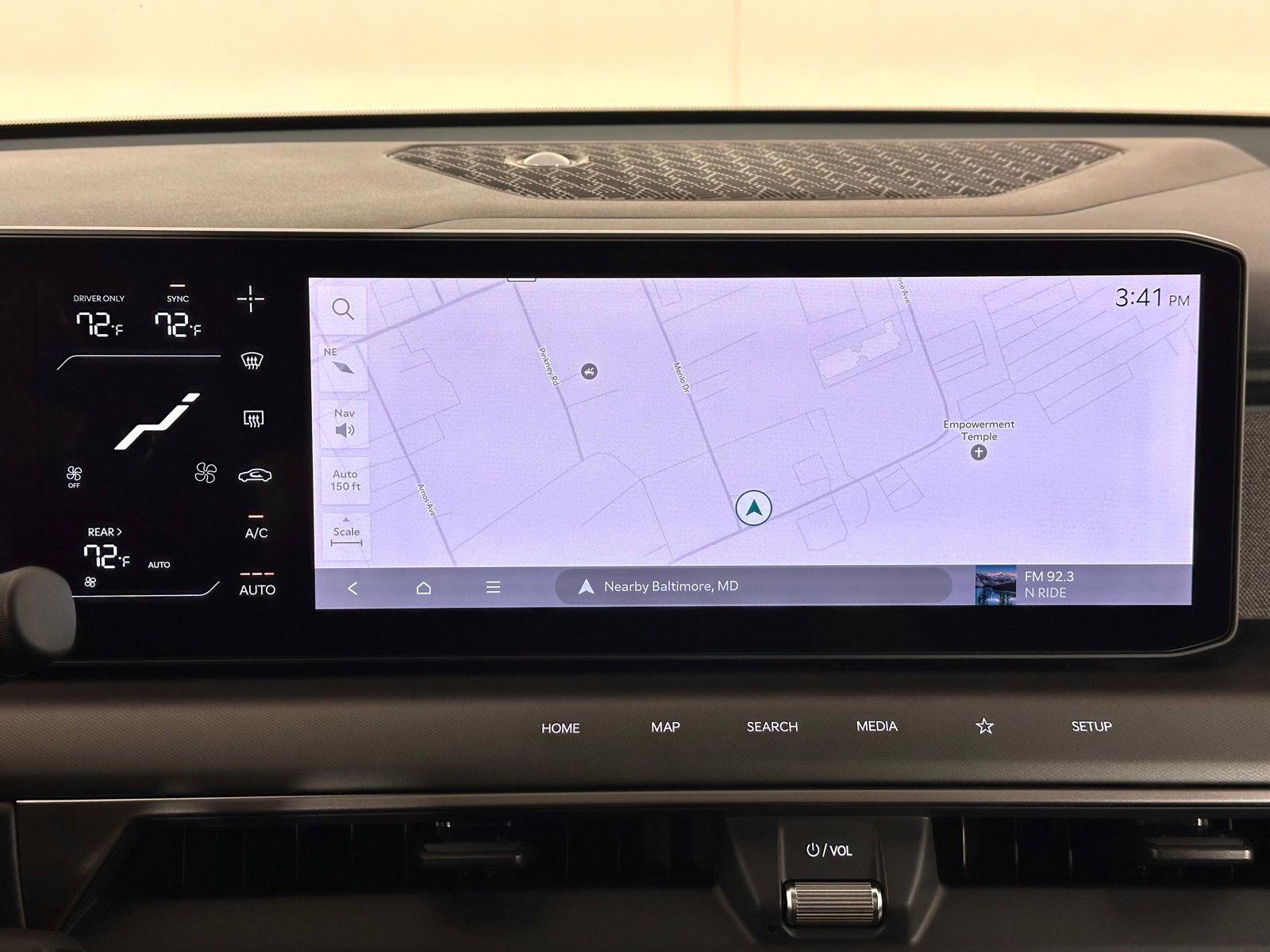 Used 2025 Kia EV9 Wind image 24