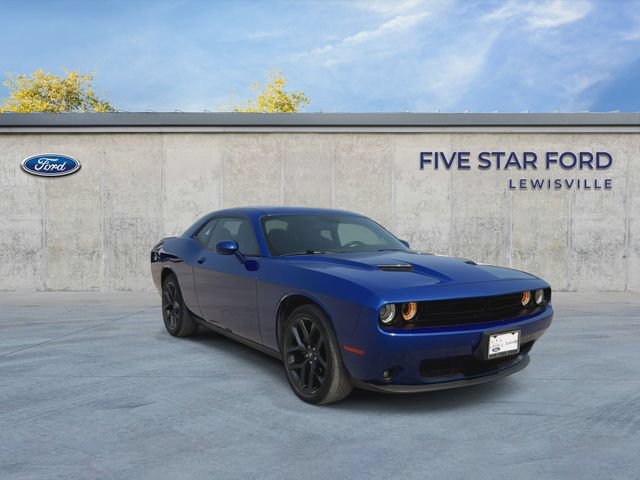 Used 2022 Dodge Challenger SXT w/ Blacktop Package RWD image 2