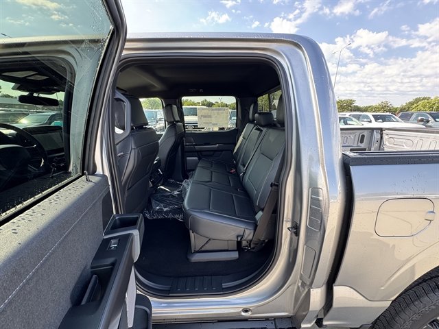 New 2025 Ford F150 Lariat w/ Equipment Group 501A Mid image 27