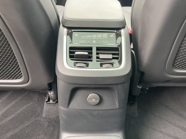 Certified 2024 Volvo XC90 T8 Plus w/ Protection Package Premier AWD/4WD image 33