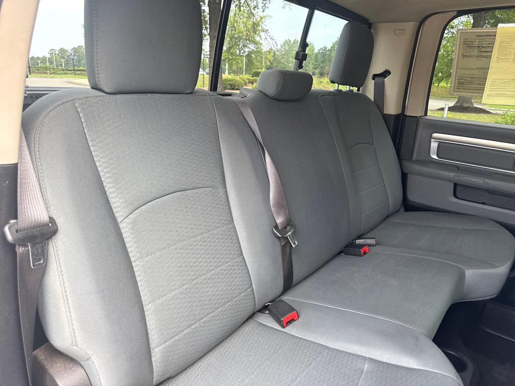 Used 2019 RAM 1500 Classic SLT RWD image 33