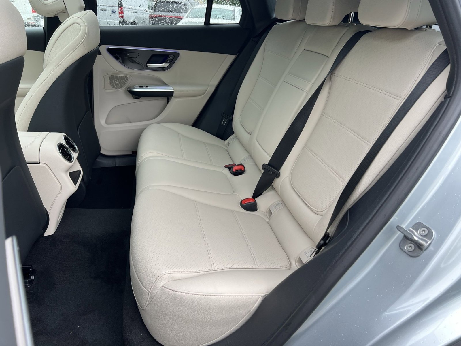 New 2026 Mercedes-Benz GLC 300 4MATIC image 30