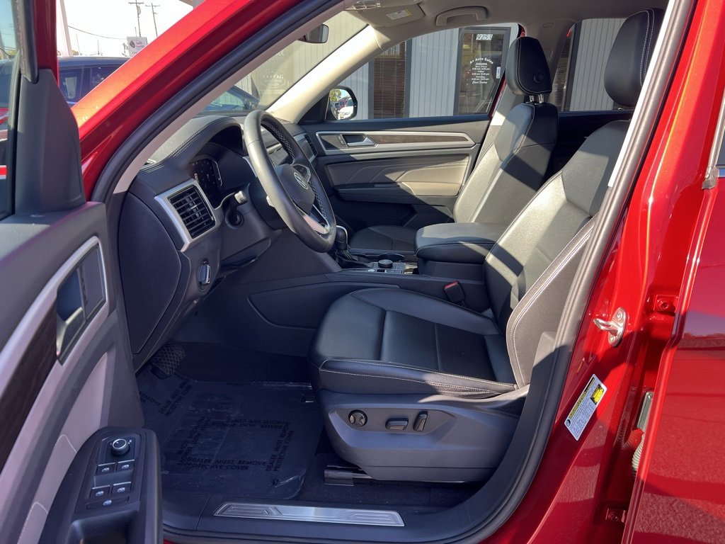 Used 2023 Volkswagen Atlas SE image 9