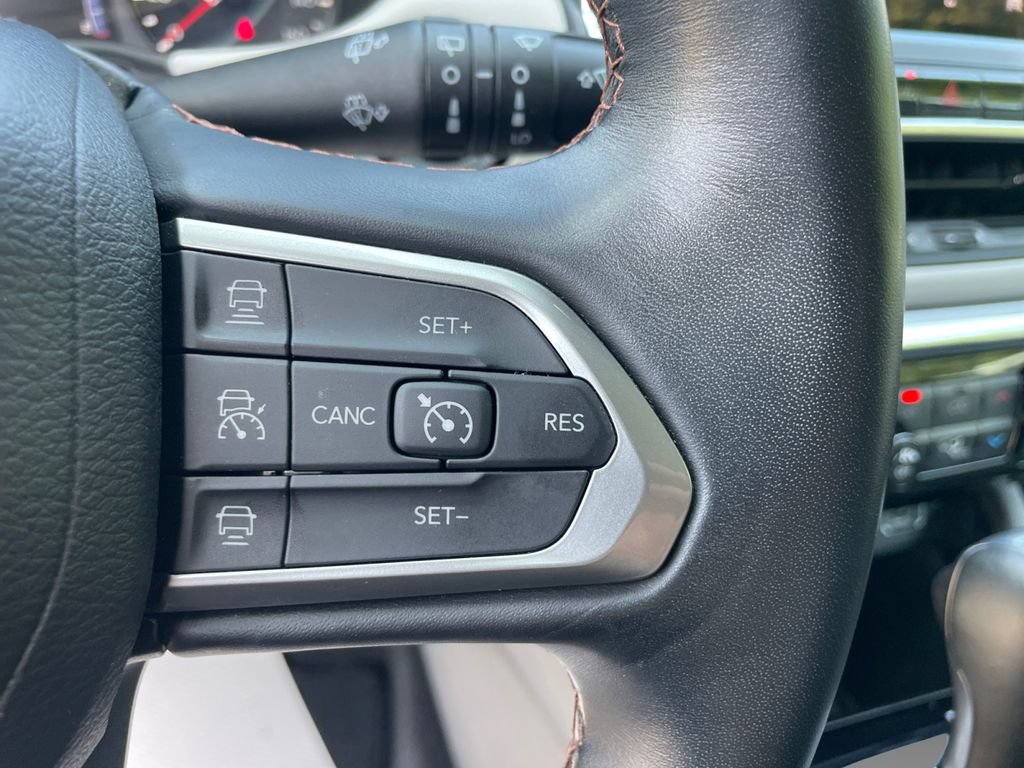 Used 2022 Jeep Compass Limited AWD/4WD image 22
