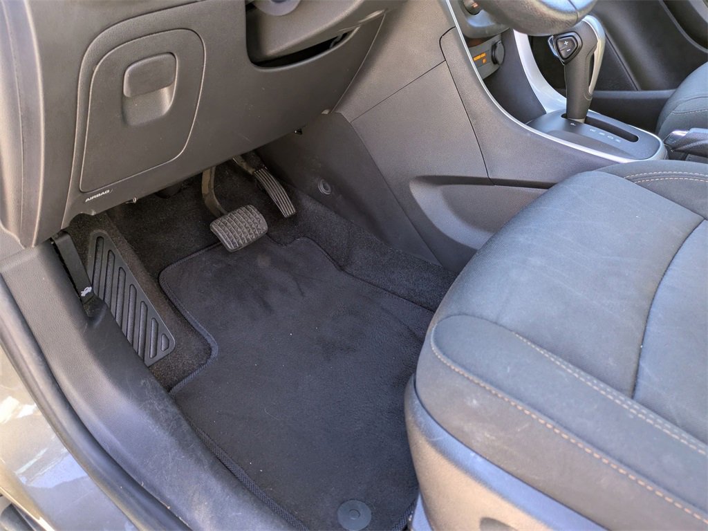Used 2020 Chevrolet Trax LT image 16
