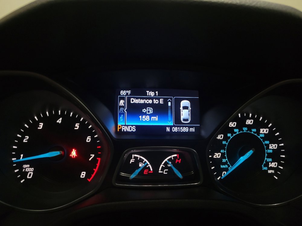 Used 2014 Ford Focus Titanium FWD image 23