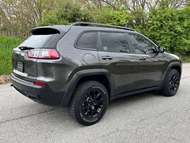 Used 2022 Jeep Cherokee Latitude AWD/4WD image 5