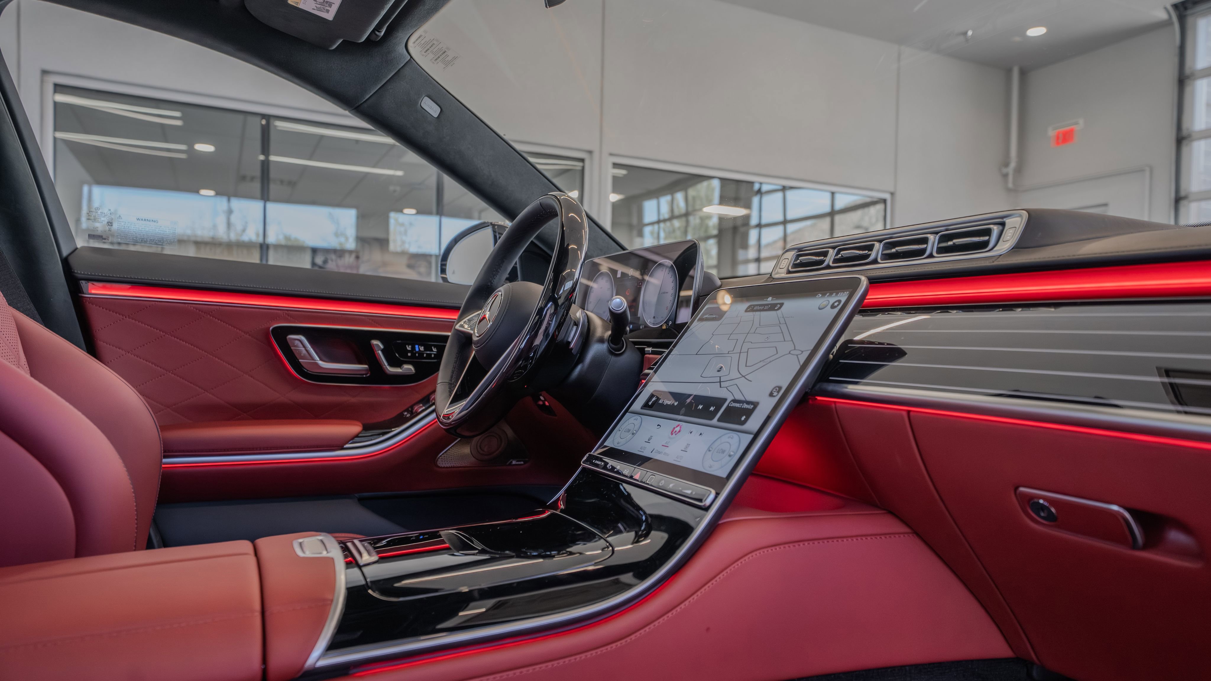 New 2026 Mercedes-Benz S 580e 4MATIC Sedan image 18