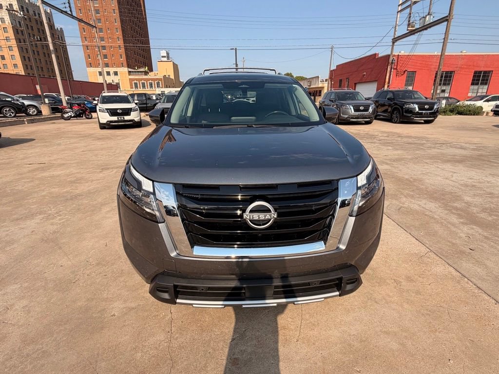 Certified 2023 Nissan Pathfinder SL AWD/4WD image 11