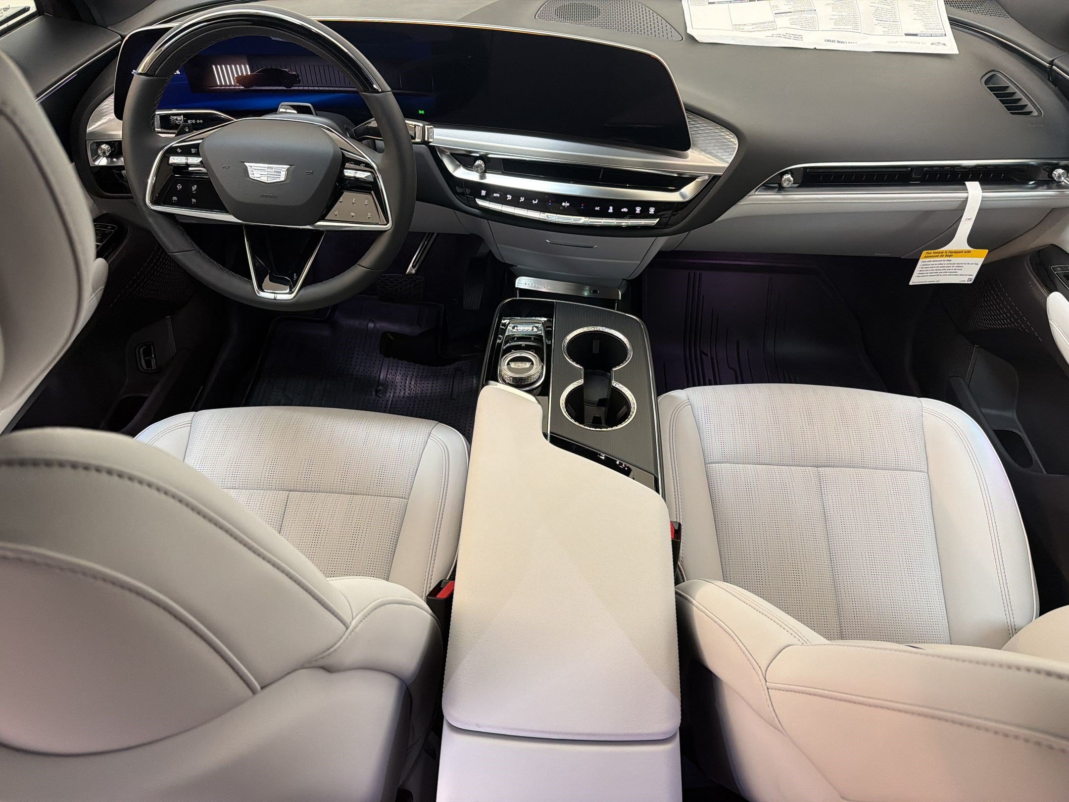 New 2026 Cadillac Lyriq Sport AWD/4WD image 15