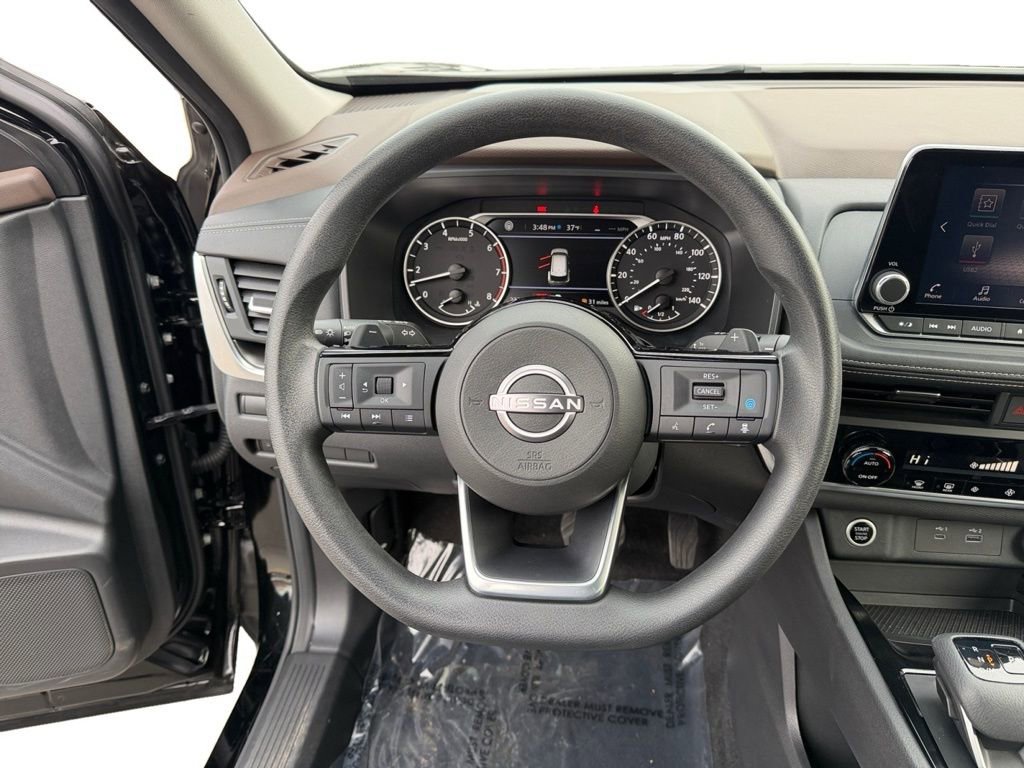 Used 2023 Nissan Rogue SV image 12