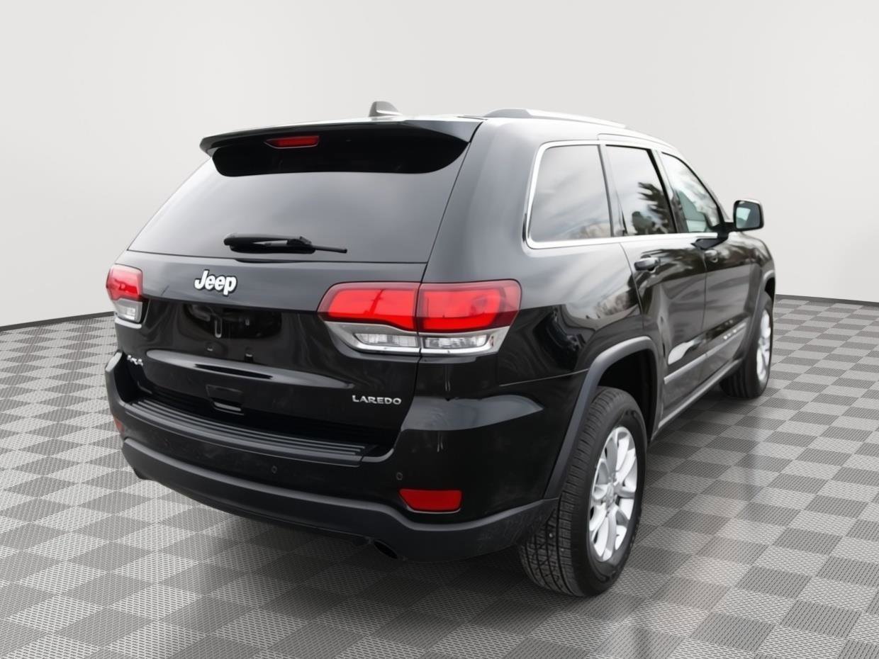 Used 2021 Jeep Grand Cherokee Laredo image 5