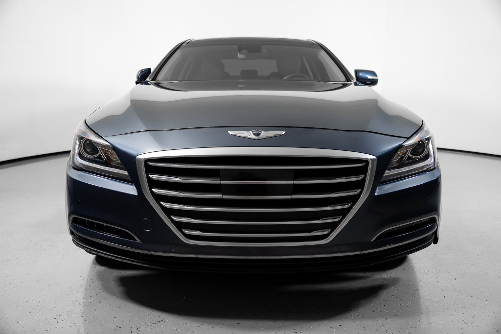 Used 2015 Hyundai Genesis 3.8 w/ Option Group 03 RWD image 15