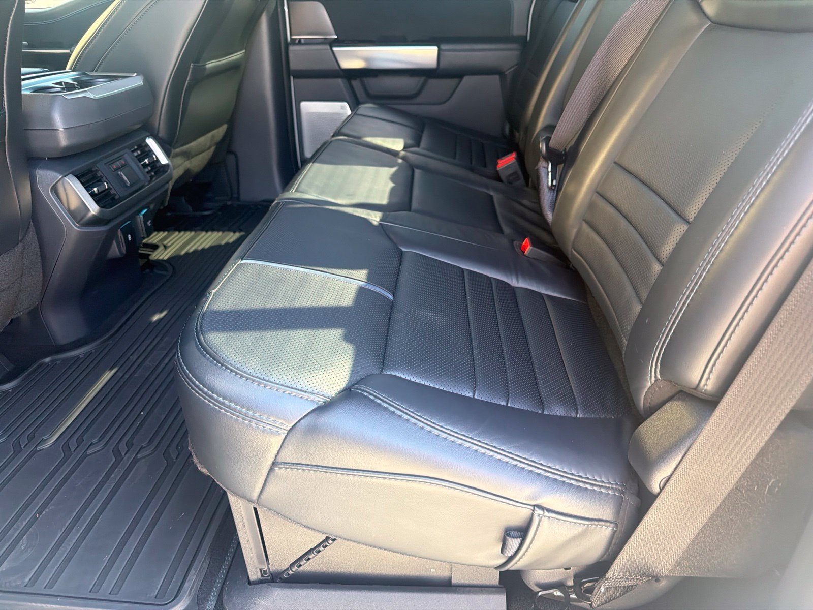 Used 2024 Ford F150 Platinum w/ Equipment Group 702A High AWD/4WD image 13
