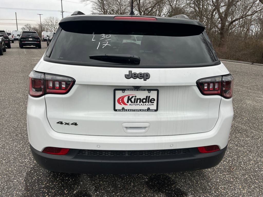 New 2026 Jeep Compass Limited image 24