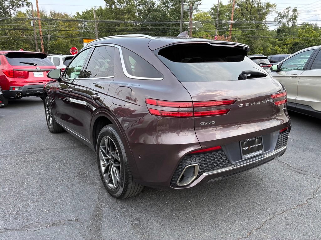 Used 2022 Genesis GV70 2.5T w/ Advanced Package AWD/4WD image 5