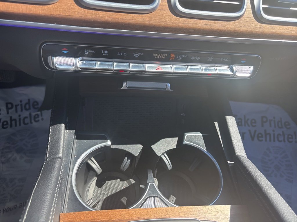 Used 2025 Mercedes-Benz GLS 450 4MATIC image 29