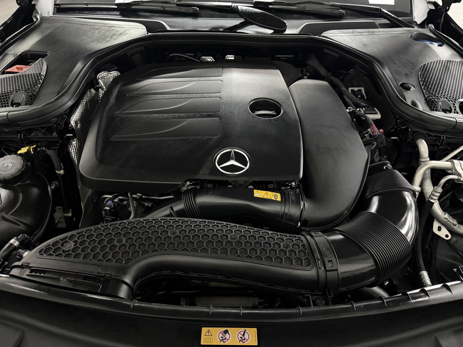 Used 2023 Mercedes-Benz E 350 Sedan image 40