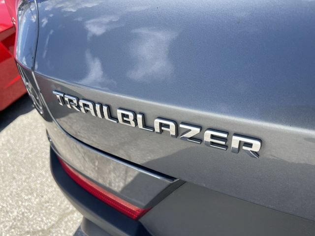 Used 2021 Chevrolet TrailBlazer LS FWD image 10