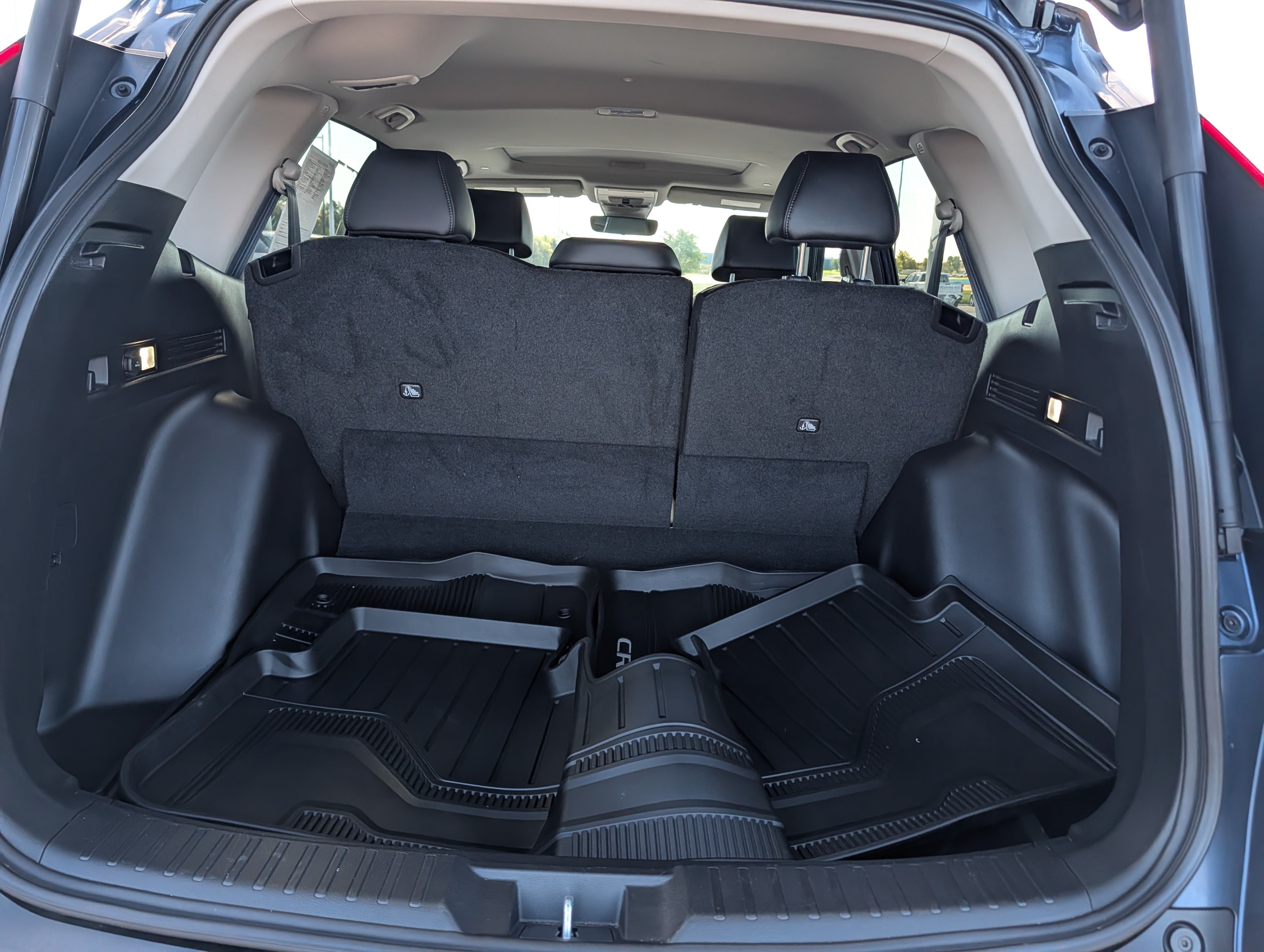 Used 2025 Honda CR-V EX-L image 18