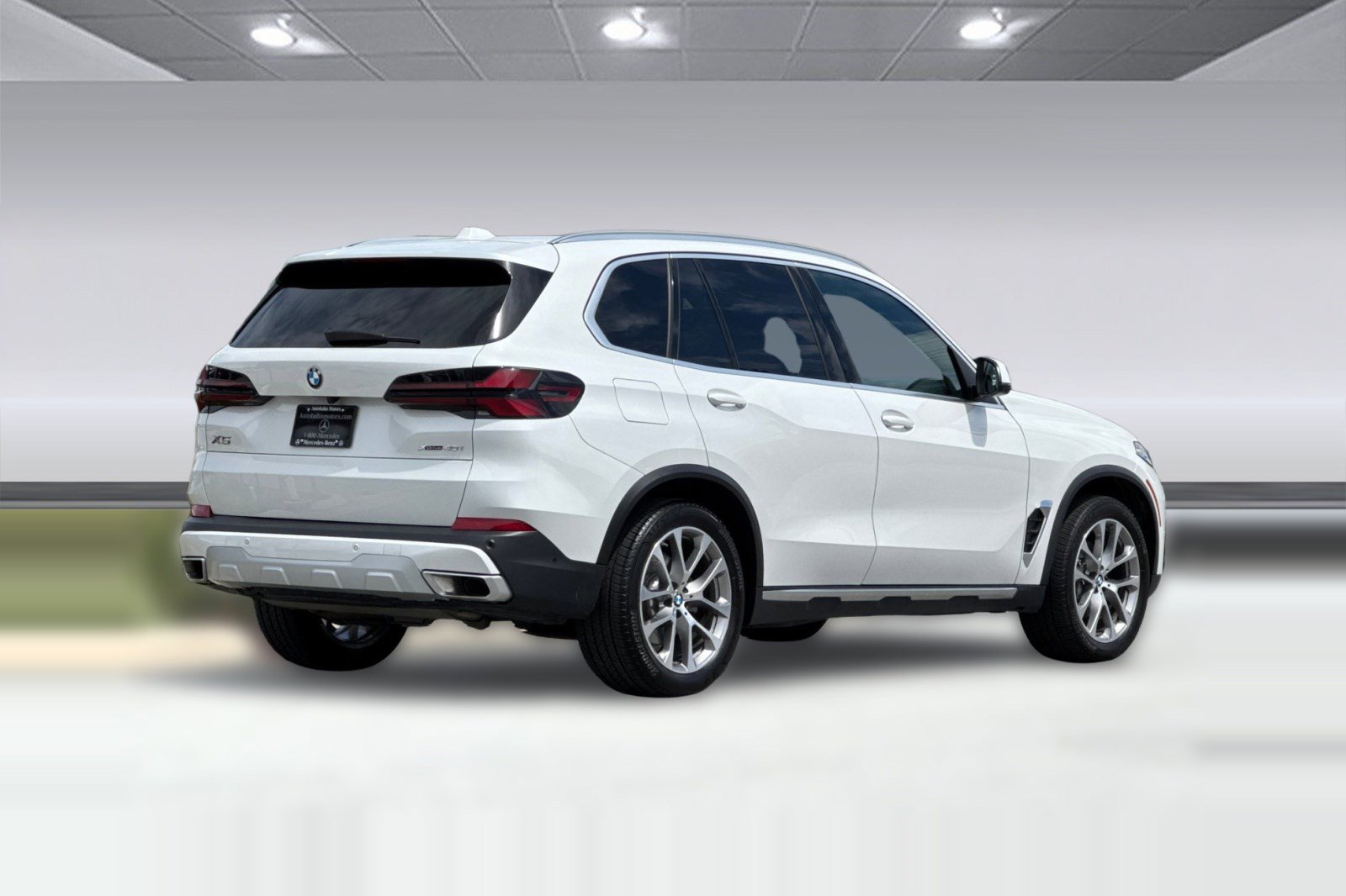 Used 2024 BMW X5 xDrive40i AWD/4WD image 8