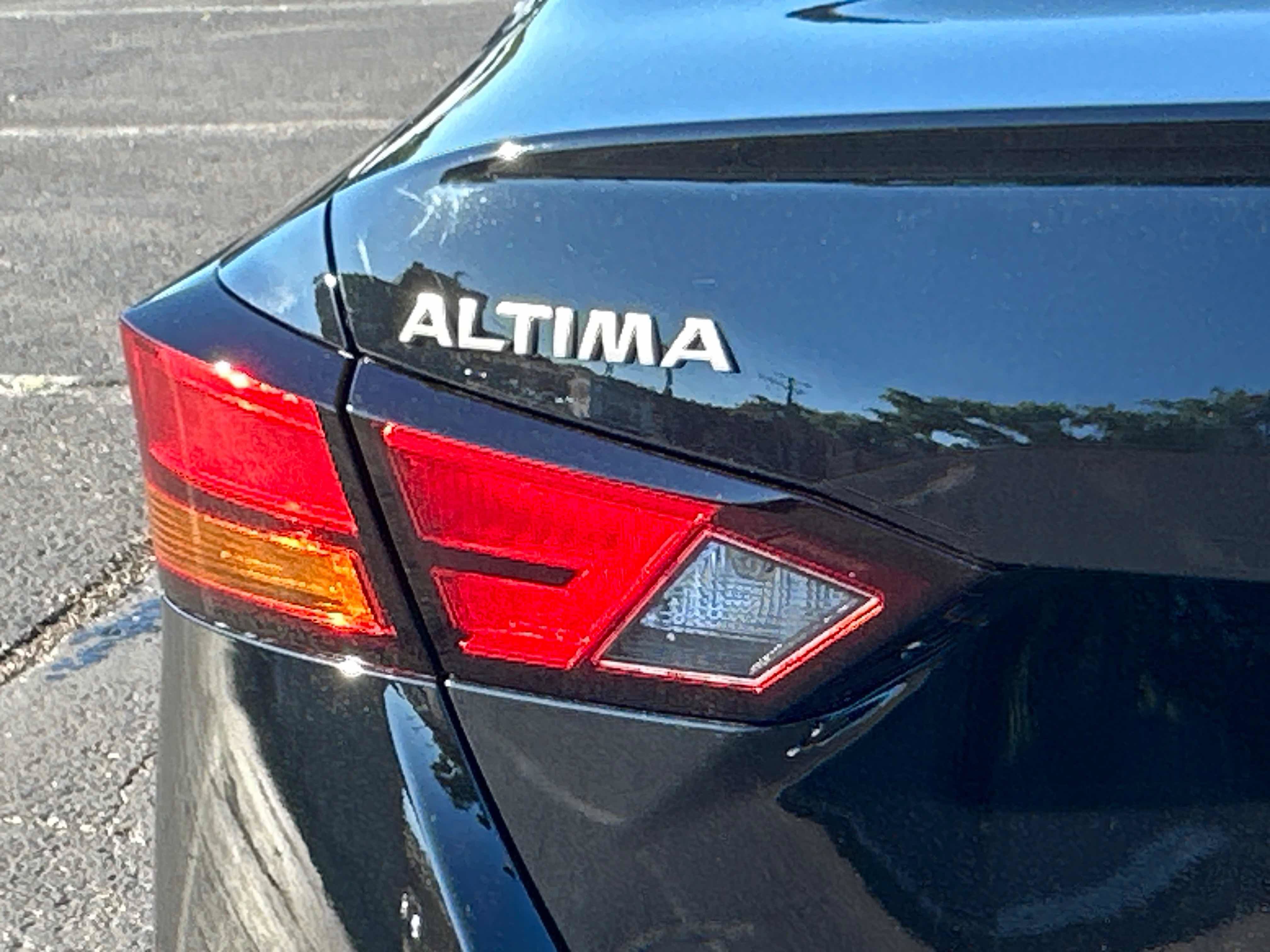 New 2026 Nissan Altima 2.5 SV AWD/4WD image 11