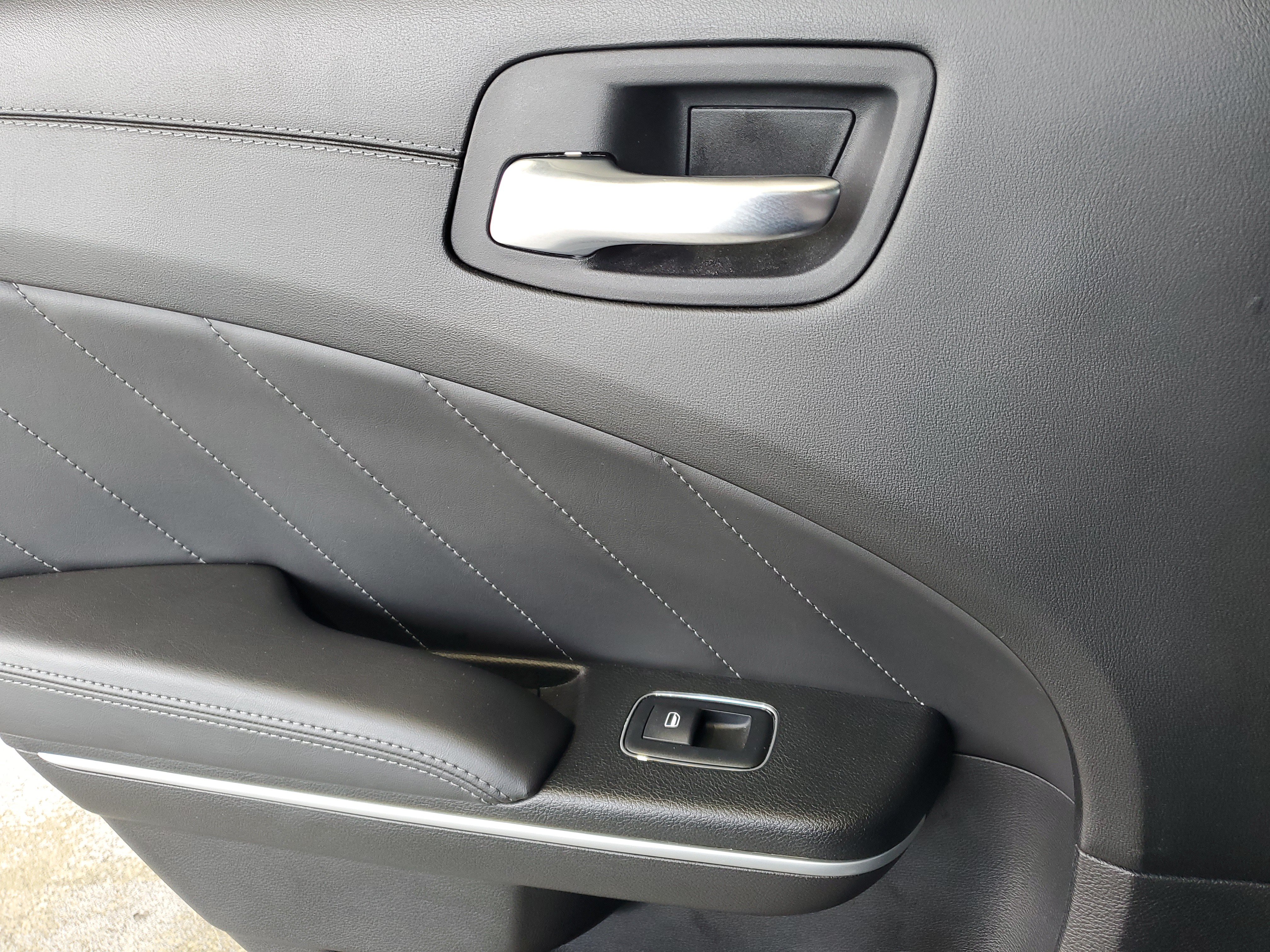 Used 2022 Dodge Charger Scat Pack RWD image 14