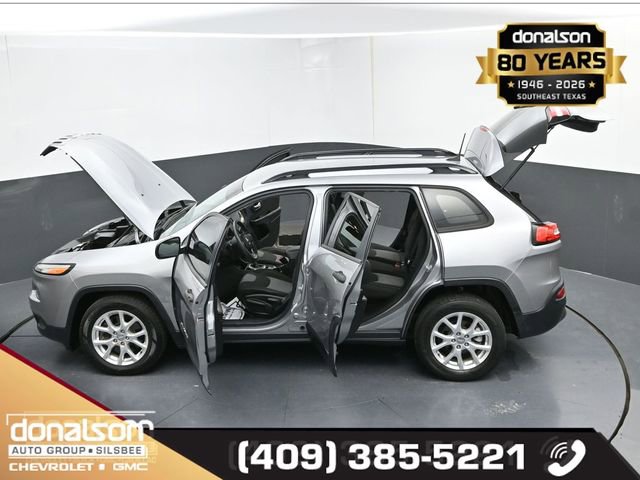 Used 2016 Jeep Cherokee Sport image 27