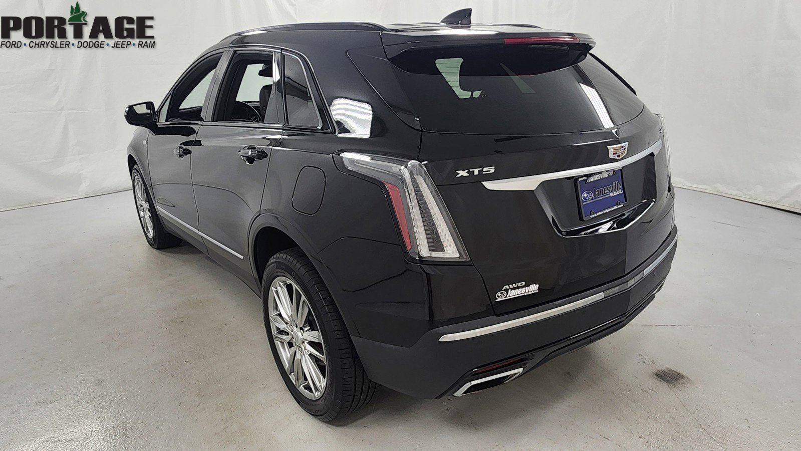 Used 2022 Cadillac XT5 Sportv AWD/4WD image 5