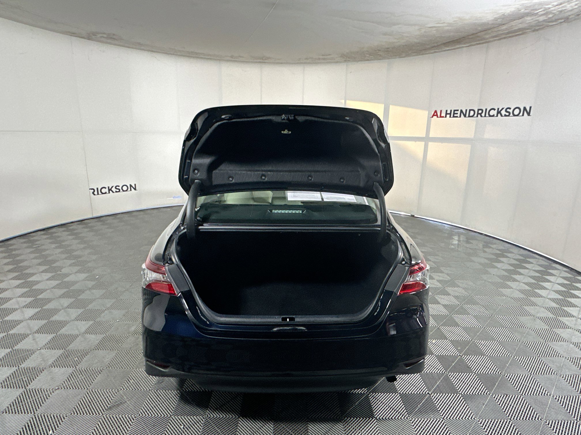 Used 2024 Toyota Camry LE image 30